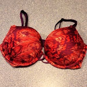 Victoria's Secret 32C Miraculous Bombshell Bra Like New